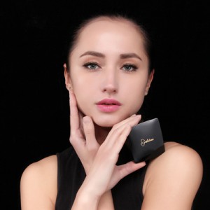 迪琳娜CC霜新品外模拍摄+宣传图策划